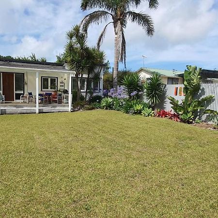 Quintessential Kiwi Bach Villa Oneroa Exterior foto